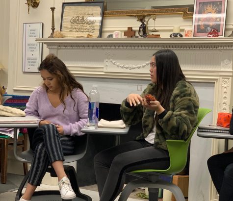 Freshmen study world religions