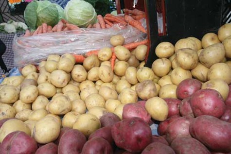 Pre-packaged organic food offers quick meals