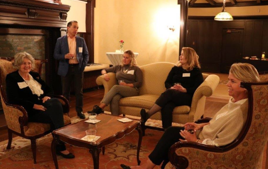 Alumni chat at an Associated Alumnae and Alumni of the Sacred Heart meeting in Nov. 2018 at Sacred Heart Schools in Chicago. All alumni of Sacred Heart schools have access to AASH upon graduation.