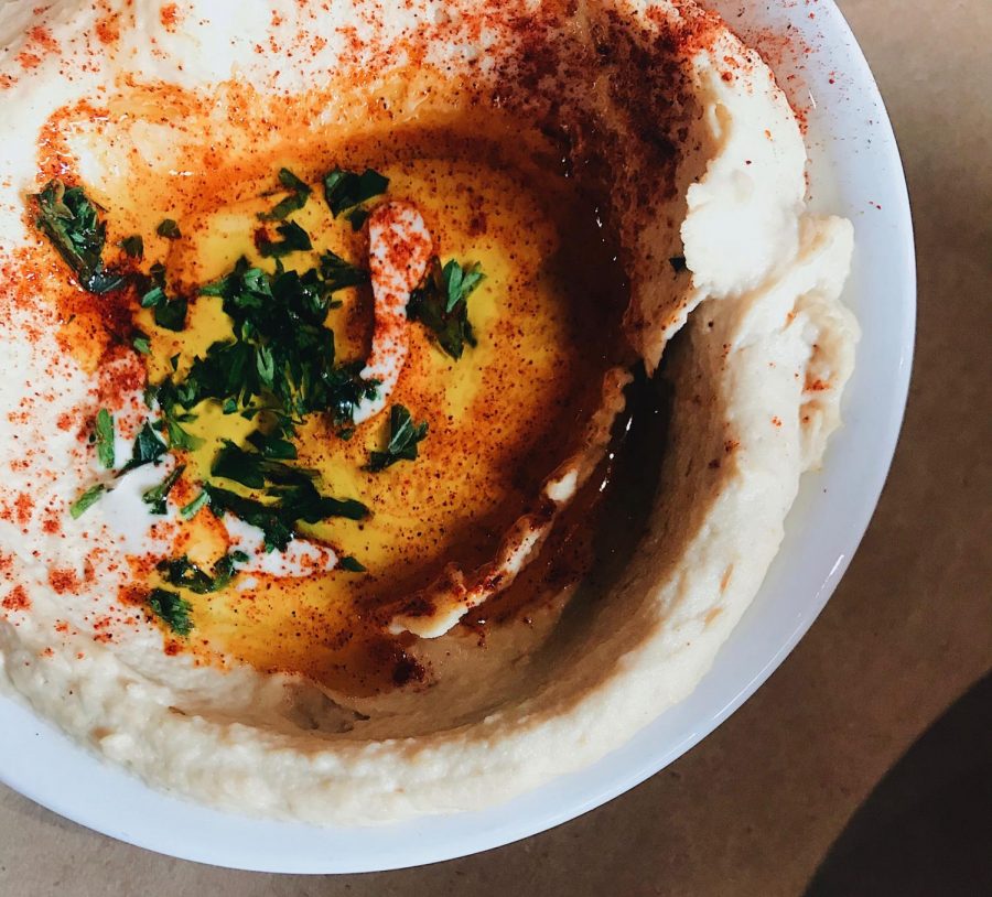 Orens Hummus offers over 10 hummus options to split at the table including eggplant, mushroom, chicken liver and cauliflower. The first location was opened in 2011 in Mountain View, and the San Francisco location was opened in July 2018 in the financial district. 