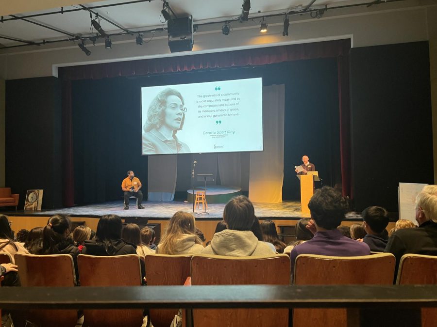 Students gathered in the Syufy theater for a presentation and performance by Anthone Jackson. Students sang and listened to the presentation regarding the theme of Lift Ev’ry Voice and Sing.